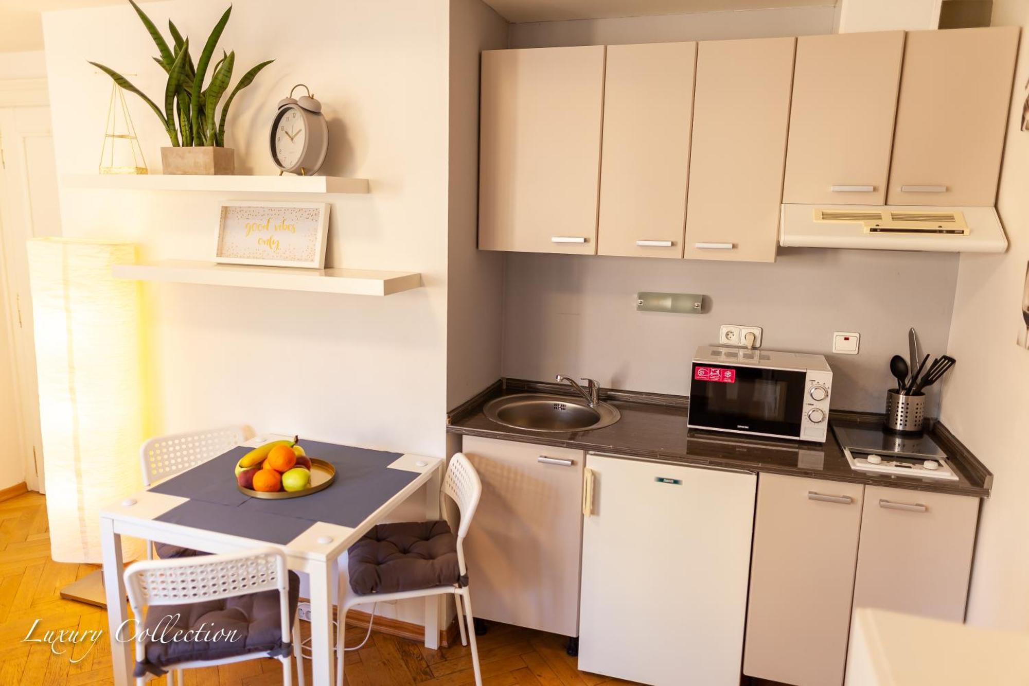 Apartment New Old Town Square Sdudio